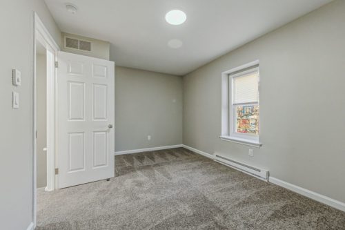 20-web-or-mls-939-E-17th-St-Wilmington-DE-19802-21