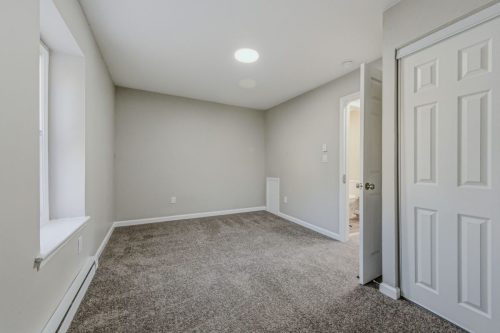 21-web-or-mls-939-E-17th-St-Wilmington-DE-19802-22