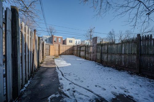 23-web-or-mls-939-E-17th-St-Wilmington-DE-19802