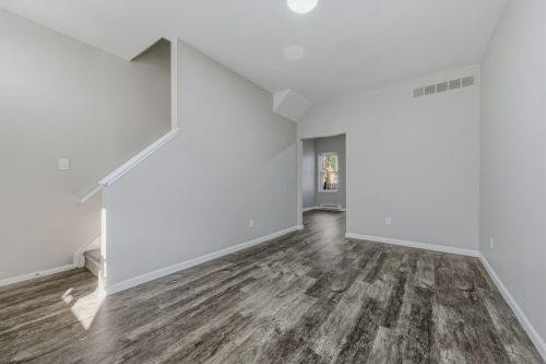 7-web-or-mls-939-E-17th-St-Wilmington-DE-19802-8